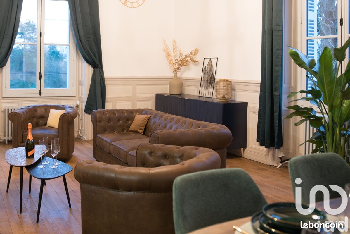 Apartamento de 4 habitaciónes en Angers, France No. 337389