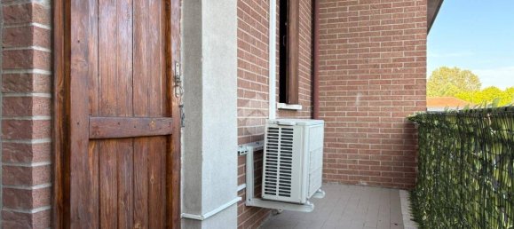 3 Schlafzimmer Haus in Ferrara, Italy, Nr. 259958 21