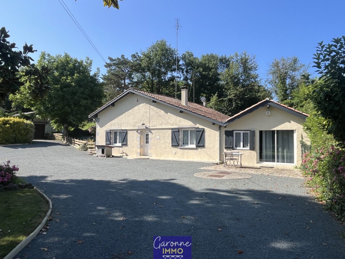 Дом с 4 спальнями в Тоннэн, Франция № 301054