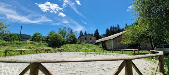 13 rooms House in Usson-en-Forez, France No. 191786 29