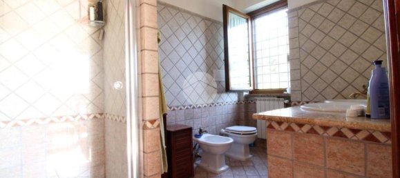 5 bedrooms Villa in Fara in Sabina, Italy No. 50130 17