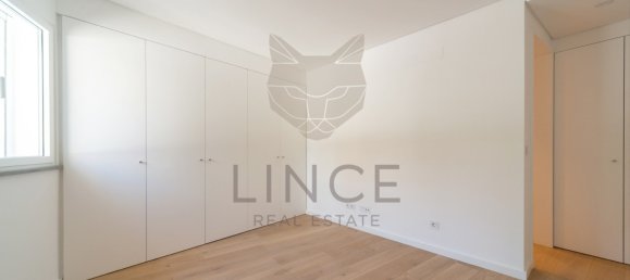 4 bedrooms House in Cascais, Portugal No. 104765 13