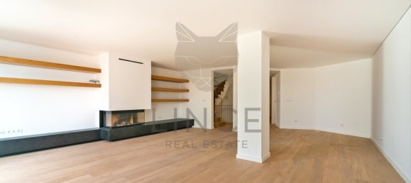 4 bedrooms House in Cascais, Portugal No. 104765 3