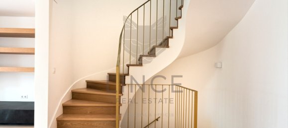 4 bedrooms House in Cascais, Portugal No. 104765 10