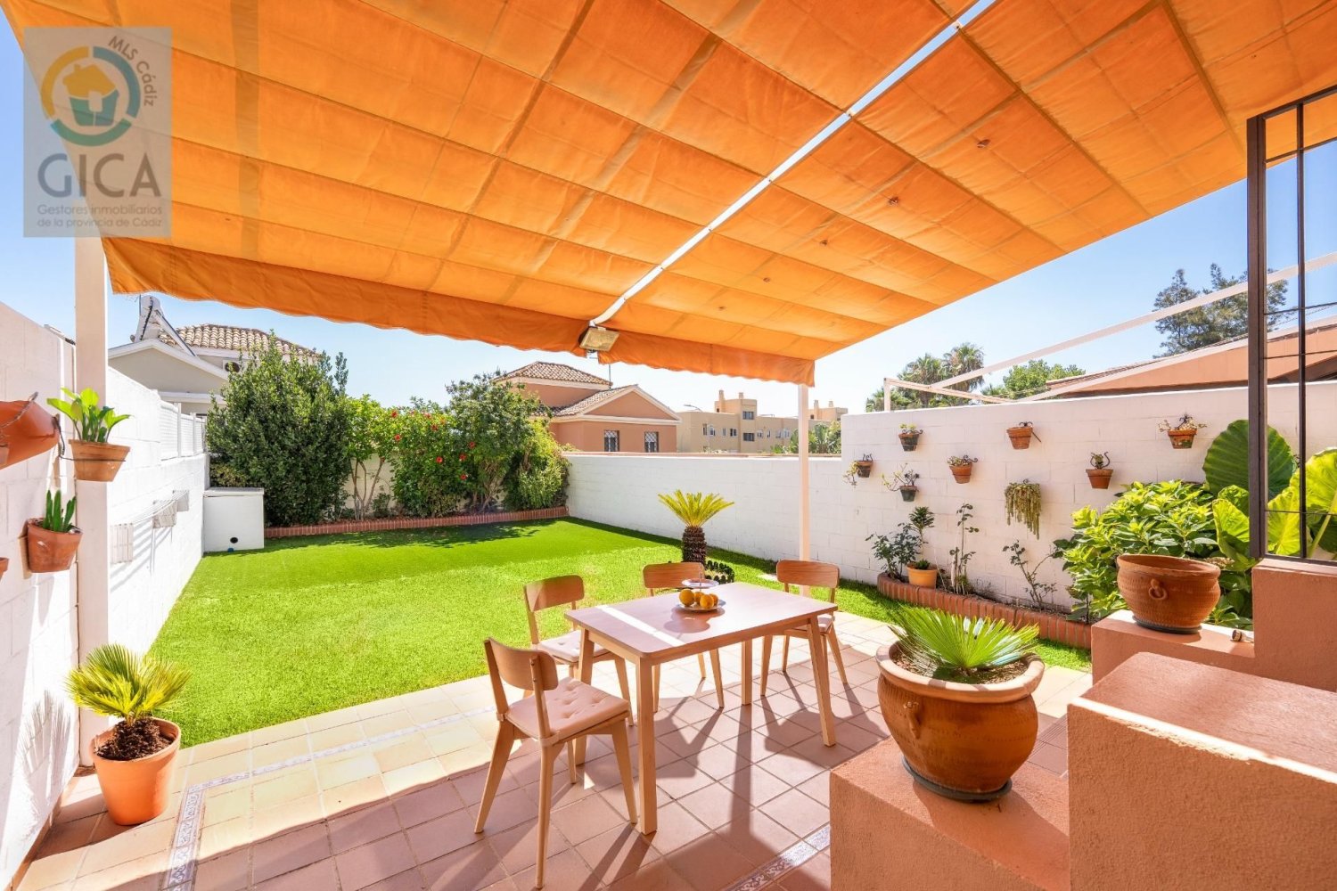 4 Schlafzimmer Stadthaus in Cadiz, Spain, Nr. 195011