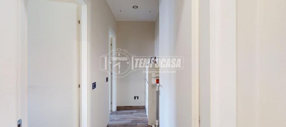 2غرفة شقة في Besana in Brianza, Italy رقم 30698 21