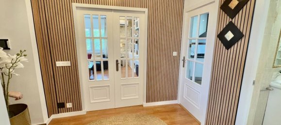 3 bedrooms House in Torrellano, Spain No. 185203 3