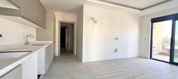 Appartement 1+1 à Antalya, Turkey No. 33983 4