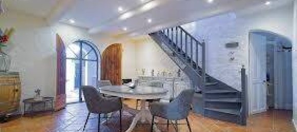 13 bedrooms Castles in Fontaine-de-Vaucluse, France No. 326526 6