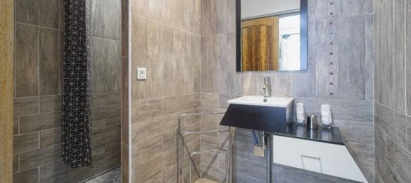 13 bedrooms Castles in Fontaine-de-Vaucluse, France No. 326526 9