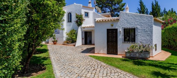 4 bedrooms Villa in Loule, Portugal No. 204578 4