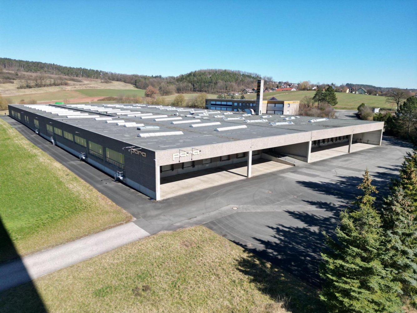 Armazém em Coburg, Germany 14939 m² N.º 276282