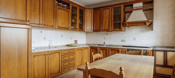 Дом с 4 комнатами в Картура, Италия № 218464 18