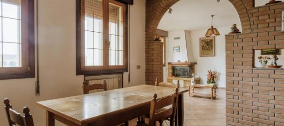 Дом с 4 комнатами в Картура, Италия № 218464 19