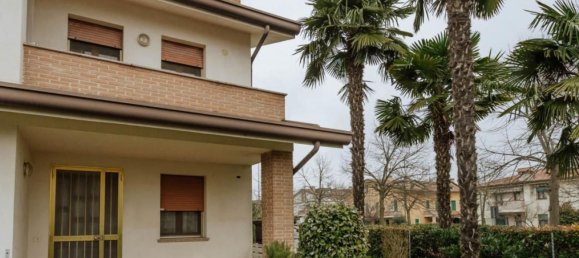 Дом с 4 комнатами в Картура, Италия № 218464 2