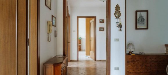 Дом с 4 комнатами в Картура, Италия № 218464 22