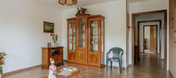 Дом с 4 комнатами в Картура, Италия № 218464 13