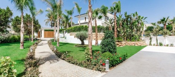 5 bedrooms Villa in Marbella, Spain No. 114059 39