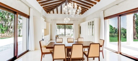 5 bedrooms Villa in Marbella, Spain No. 114059 28