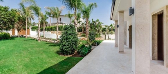 5 bedrooms Villa in Marbella, Spain No. 114059 37