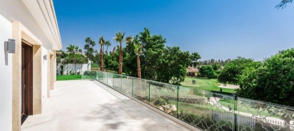 5 bedrooms Villa in Marbella, Spain No. 114059 36