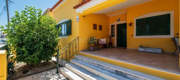 3 bedrooms Villa in Palmela, Portugal No. 126823 7