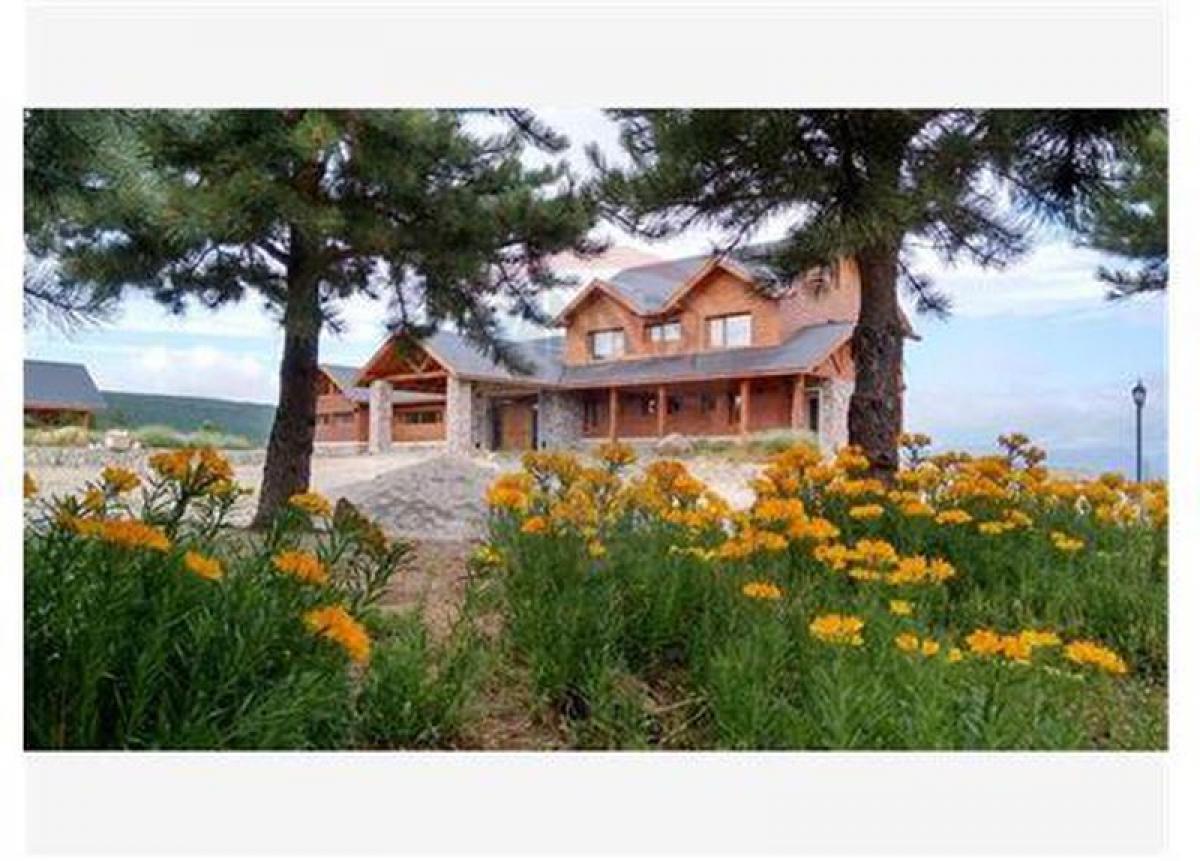  Land in Neuquen, Argentina No. 39983