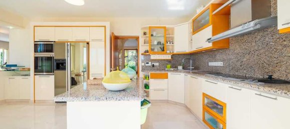 5 Schlafzimmer Villa in Agios Tychonas, Cyprus, Nr. 18664 11