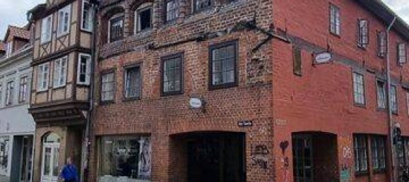 Здание с 1 комнатой в Люнебург, Германия № 370572 2