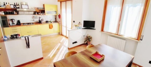4 rooms House in Colorno, Italy No. 39333 6