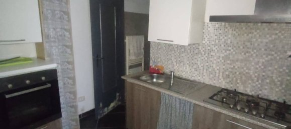 Casa de 4 habitaciónes en Frassineto Po, Italy No. 7313 6