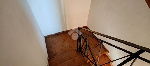 Дом с 4 спальнями в Роана, Италия № 282161 20