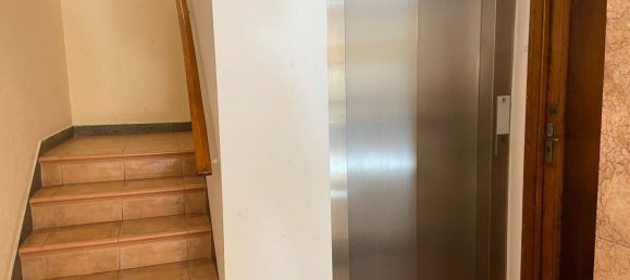 3 bedrooms Apartment in Vigo, Spain No. 190987 6