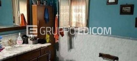 5 rooms Apartment in Palermo, Italy No. 208130 3