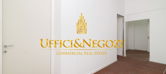 110m² Office in Milan, Italy No. 359000 17