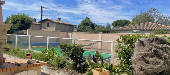 Casa de 4 dormitorios en Langon, France No. 109252 3