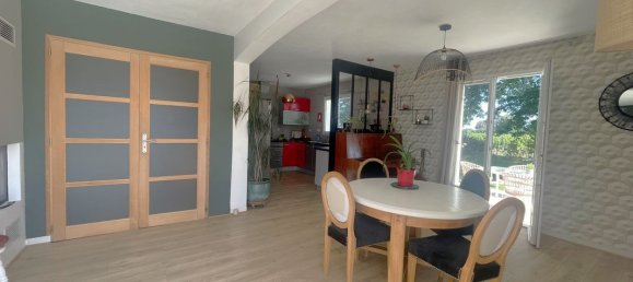 Casa de 4 dormitorios en Langon, France No. 109252 6