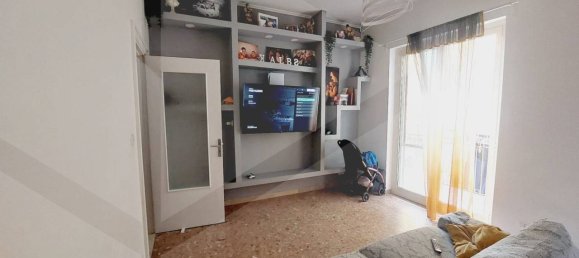 3 rooms Apartment in Pozzuoli, Italy No. 18692 18