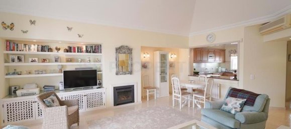 Apartamento de 2 dormitorios en Almancil, Portugal No. 98390 2