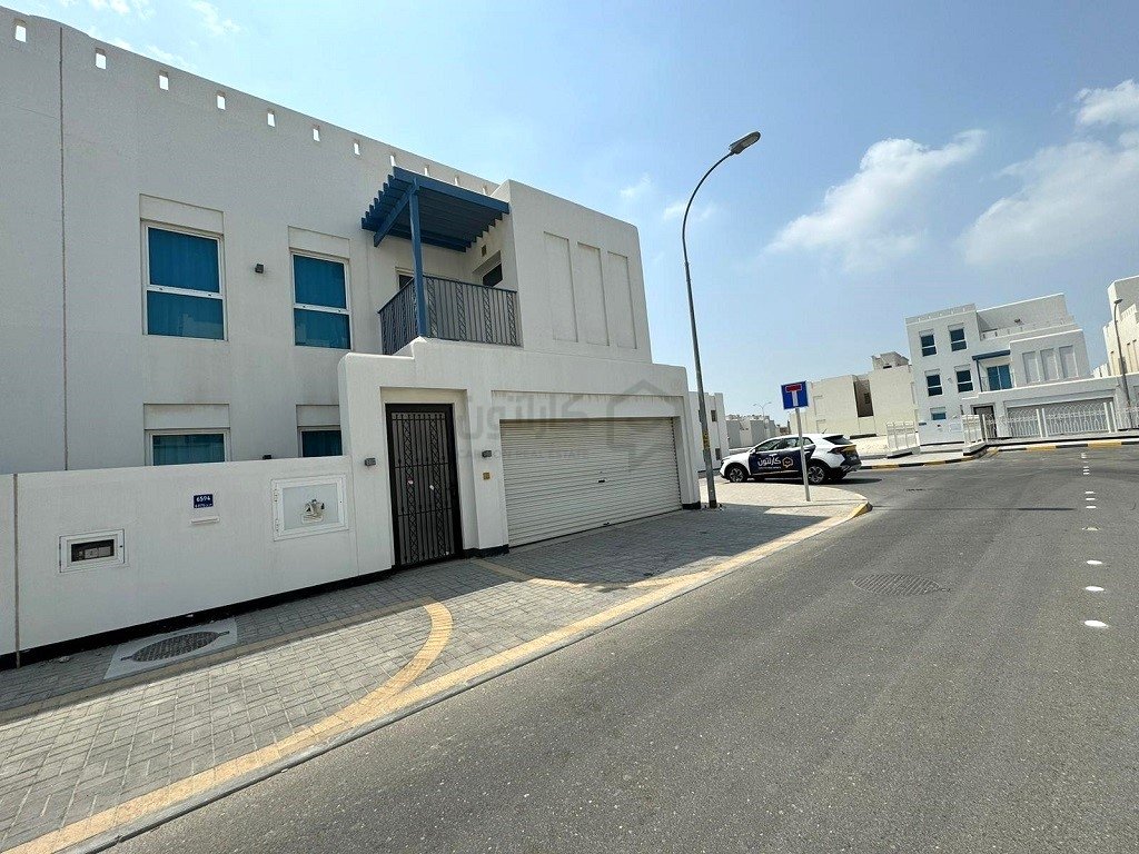 4 bedrooms Villa in Al Dair, Bahrain No. 1087