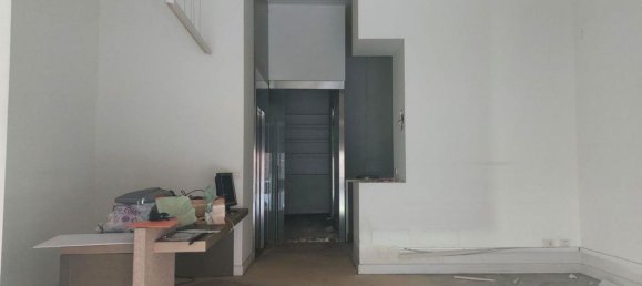 Gewerbliche Immobilie in Rome, Italy 154m², Nr. 376313 4