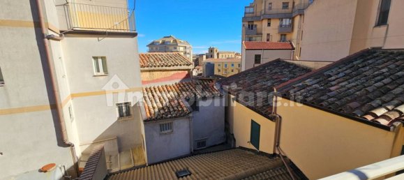 Дом с 4 спальнями в Энна, Италия № 351573 16