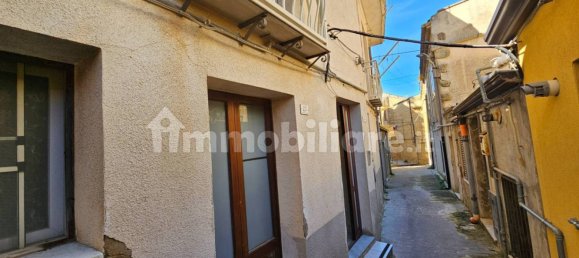 Дом с 4 спальнями в Энна, Италия № 351573 19