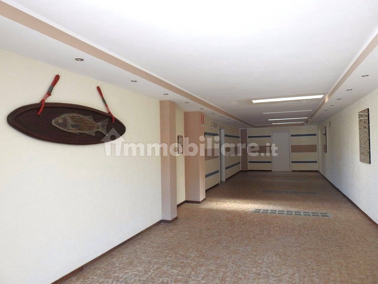 5 rooms Office in Rome, Italy No. 259778