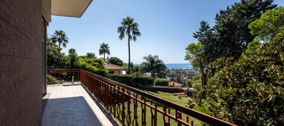 Villa de 10 habitaciónes en Bordighera, Italy No. 215578 42