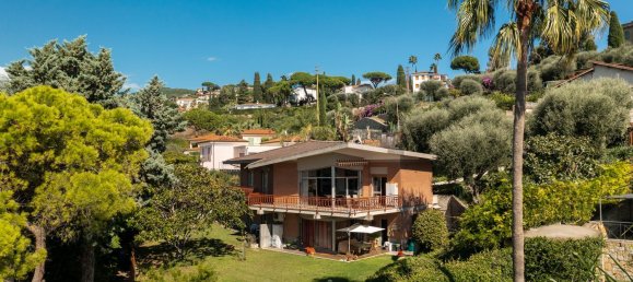 Villa de 10 habitaciónes en Bordighera, Italy No. 215578 25