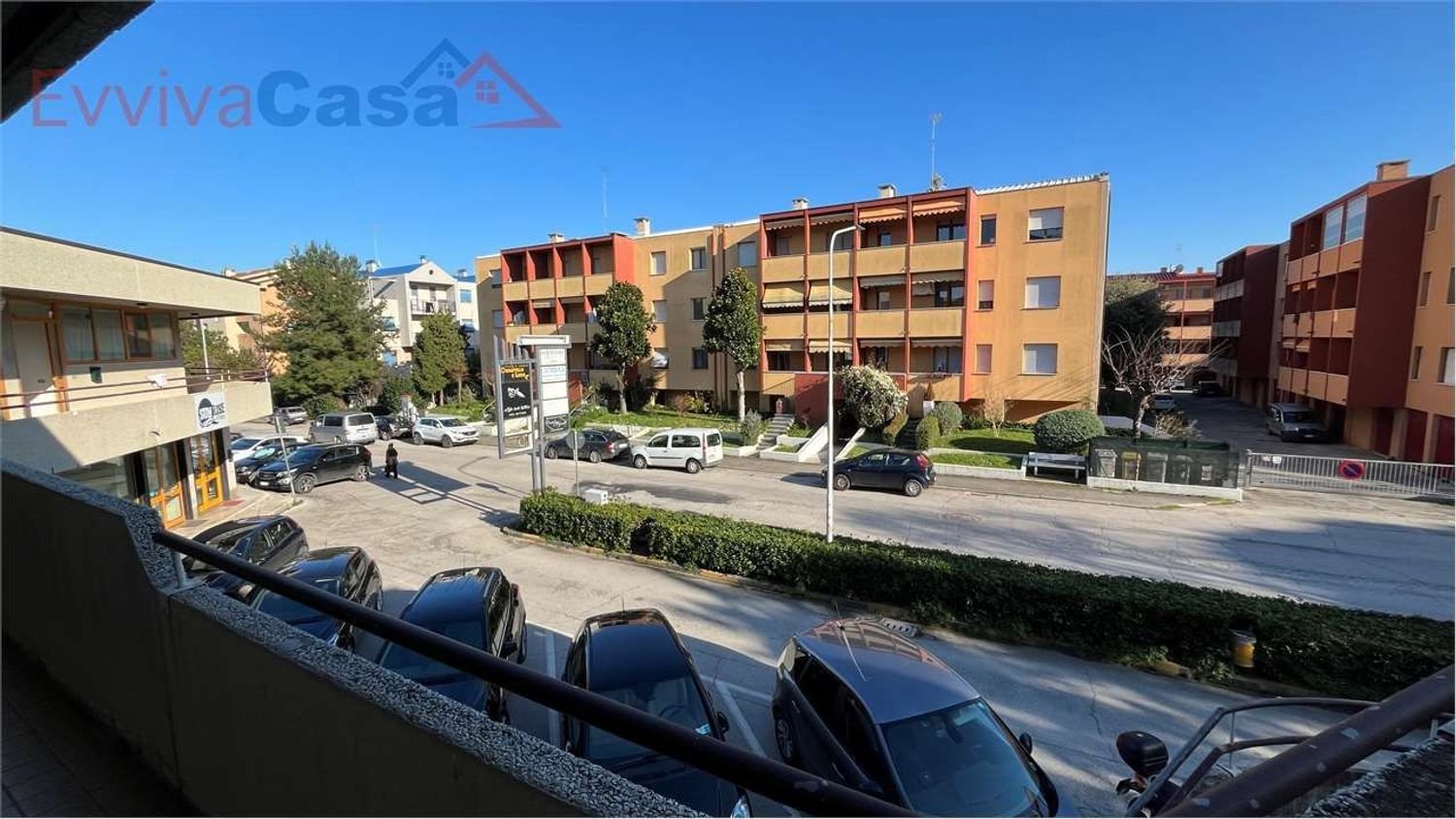 Escritório em Senigallia, Italy 60 m² N.º 25508