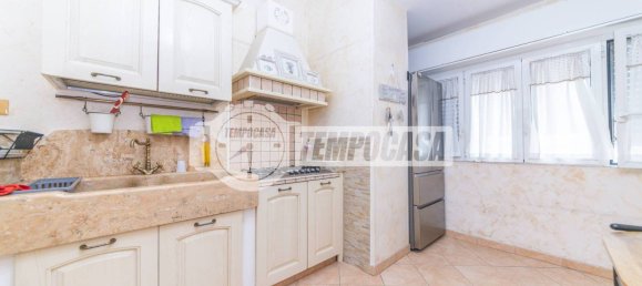 2 Schlafzimmer Wohnung in Rome, Italy, Nr. 338503 14