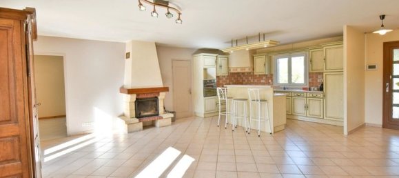 4 chambres Maison à Meusnes, France No. 228911 3