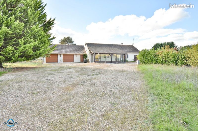 4 chambres Maison à Meusnes, France No. 228911